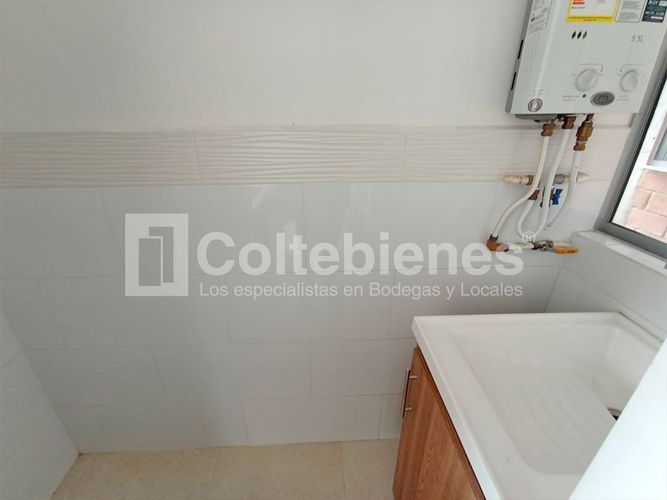Apartamento de 2 alcobas en venta en Ancon San Martin, La Estrella, 50 m² · foto 4 de 18