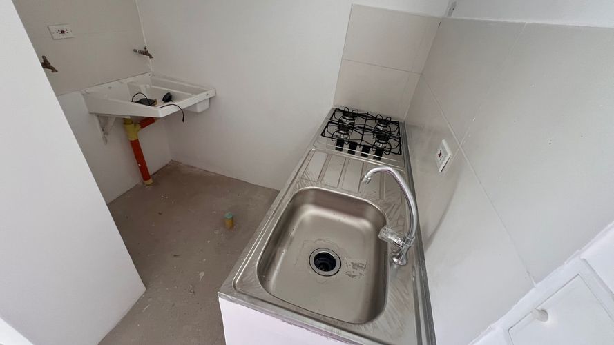 Apartamento de 3 alcobas en venta en Bellavista, Girón, 58 m² · foto 4 de 12