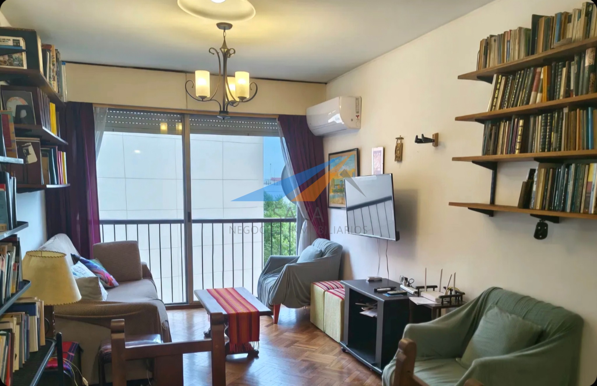 Alquiler Apartamento 2 Dormitorios en El Centro! Amueblado y Equipado. Piso Alto. · Foto 2