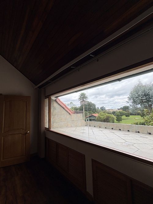 Casa de 4 alcobas en venta en Siberia, Cota, 1400 m² · foto 13 de 24