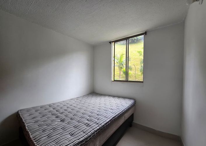 Apartamento de 3 alcobas en venta en El Rincón, Medellín, 52 m² · foto 14 de 15
