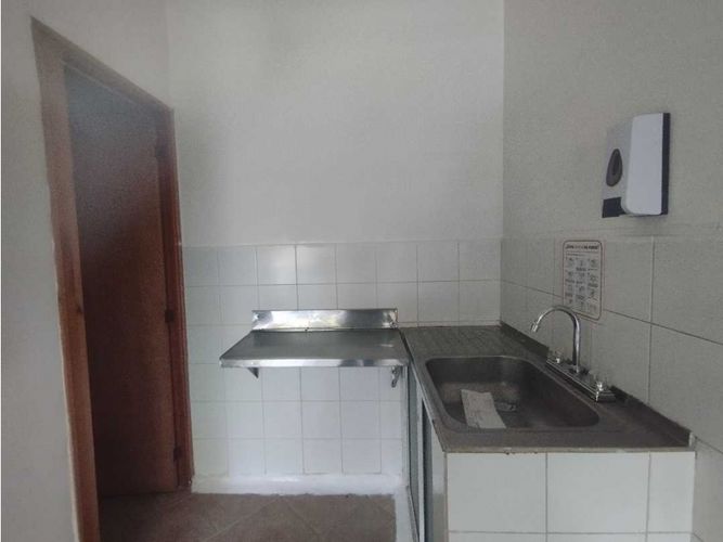 Local en arriendo en Alcala, Envigado, 12 m² · foto 6 de 7