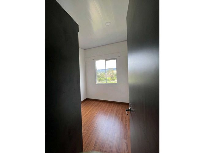 Apartamento de 2 alcobas en venta en Ub. Los Alpes, Tocancipá, 52 m² · foto 7 de 14