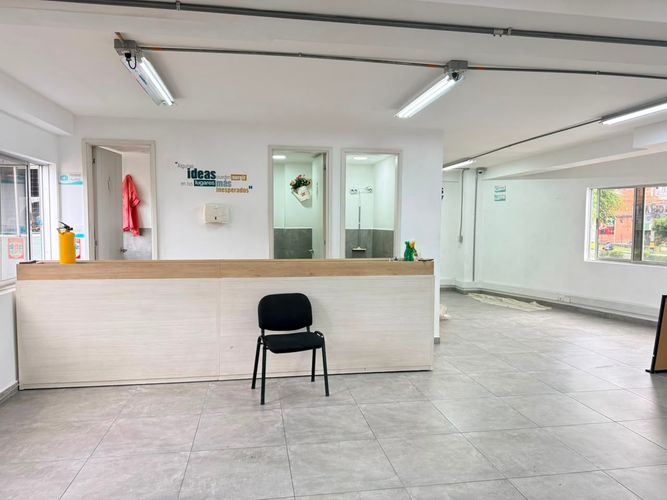 Oficina en arriendo en Cristo Rey, Medellín, 186 m² · foto 10 de 18