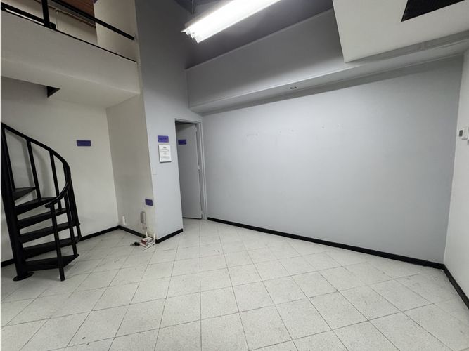 Oficina en arriendo en San Diego, Medellín, 28 m² · foto 8 de 10