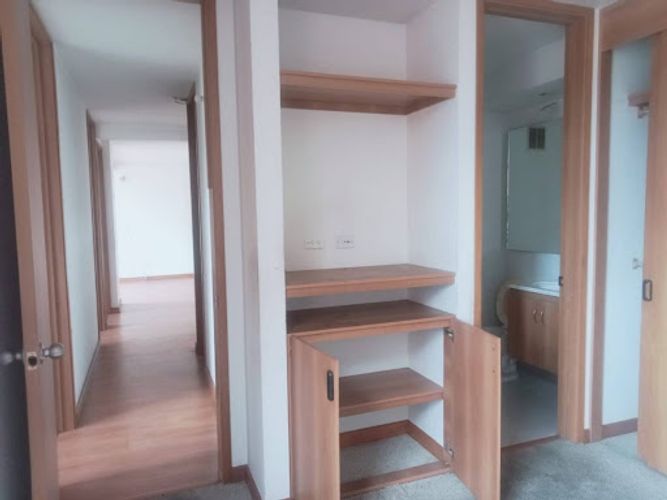 Apartamento de 3 alcobas en venta en Verbenal San Antonio, Bogotá, 72 m² · foto 14 de 22