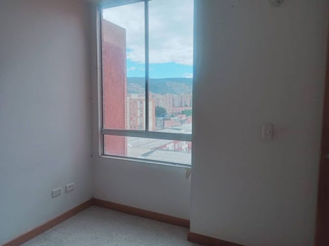 Apartamento de 3 alcobas en venta en Verbenal San Antonio, Bogotá, 72 m² · foto 15 de 22