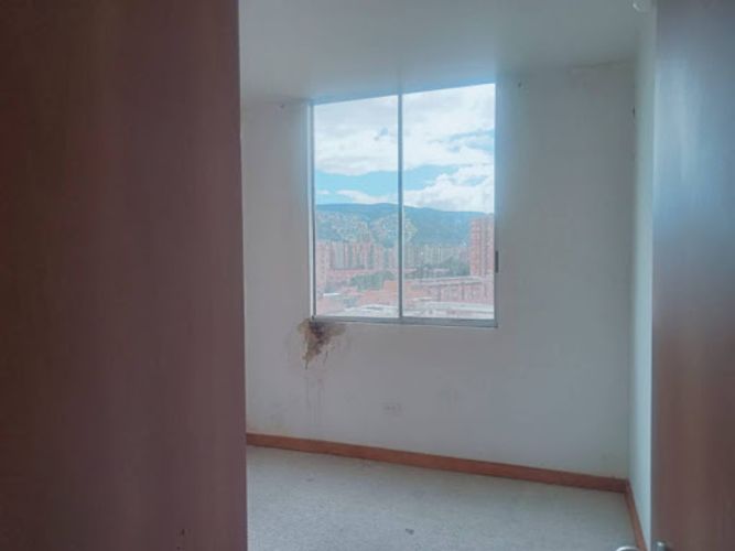 Apartamento de 3 alcobas en venta en Verbenal San Antonio, Bogotá, 72 m² · foto 21 de 22