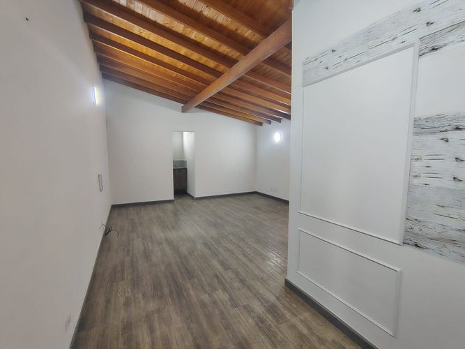 Oficina en arriendo en El Poblado, Medellín, 38 m² · foto 3 de 7