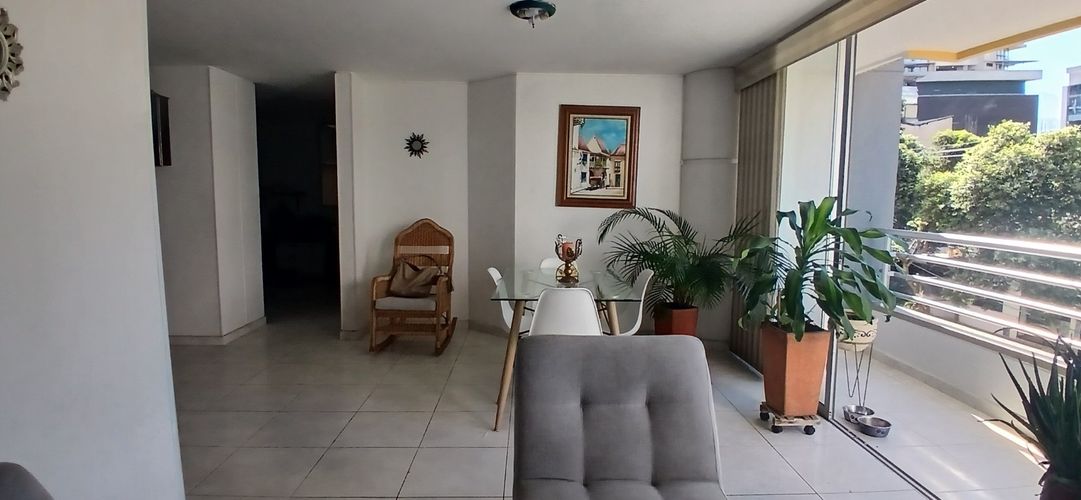 Apartamento de 3 alcobas en venta en Nuevo Sotomayor, Bucaramanga, 96 m² · foto 4 de 16