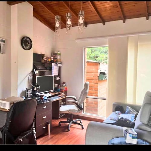 Apartamento en venta en El Poblado, Medellín · foto 4 de 10
