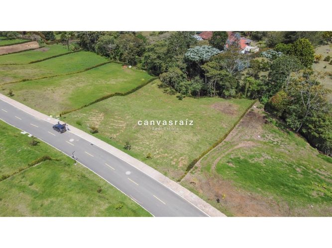 Lote en venta en Guamito, La Ceja, 2000 m² · foto 5 de 7