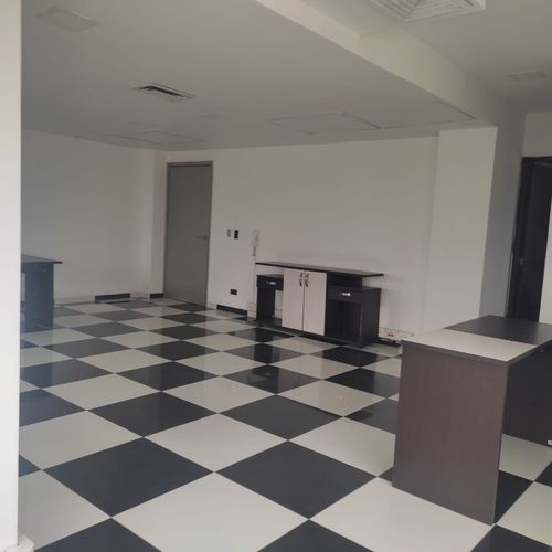 Oficina en arriendo en El Poblado, Medellín, 56 m² · foto 8 de 8