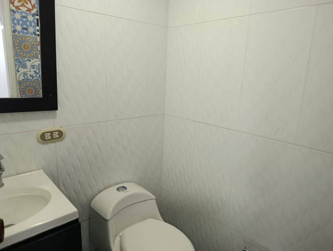 Oficina en arriendo en El Poblado, Medellín, 123 m² · foto 5 de 9
