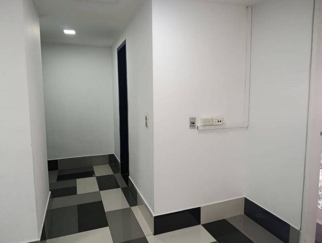Oficina en arriendo en El Poblado, Medellín, 123 m² · foto 6 de 9