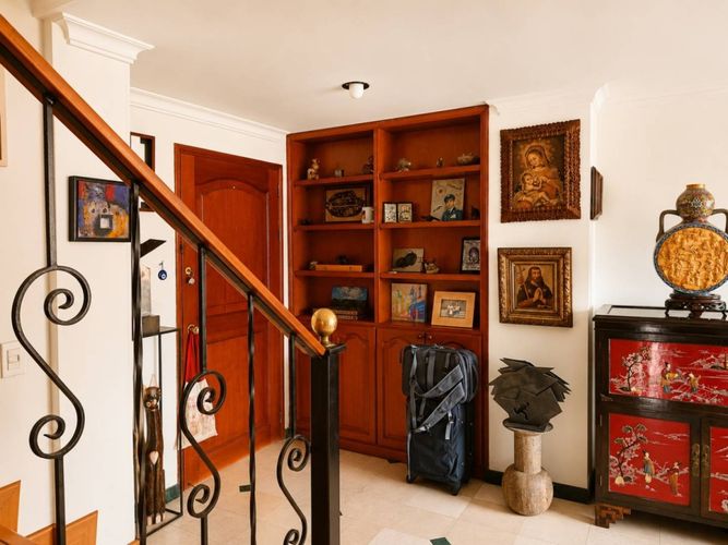 Apartamento de 3 alcobas en venta en Chicó Navarra, Bogotá, 165 m² · foto 7 de 21