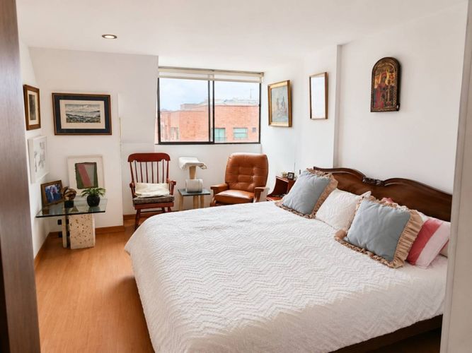 Apartamento de 3 alcobas en venta en Chicó Navarra, Bogotá, 165 m² · foto 11 de 21