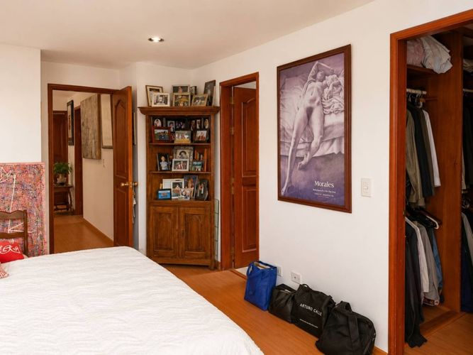 Apartamento de 3 alcobas en venta en Chicó Navarra, Bogotá, 165 m² · foto 12 de 21