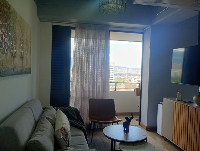 Apartamento de 1 alcoba en arriendo en El Poblado, Medellín, 52 m² · foto 2 de 14