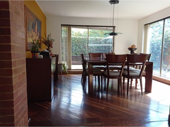 Casa de 4 alcobas en venta en Cerros De Niza, Bogotá, 310 m² · foto 11 de 24