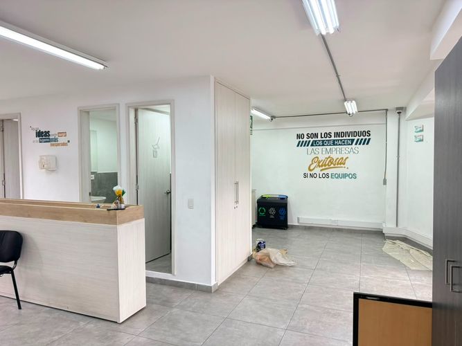 Oficina en arriendo en Cristo Rey, Medellín, 186 m² · foto 12 de 18