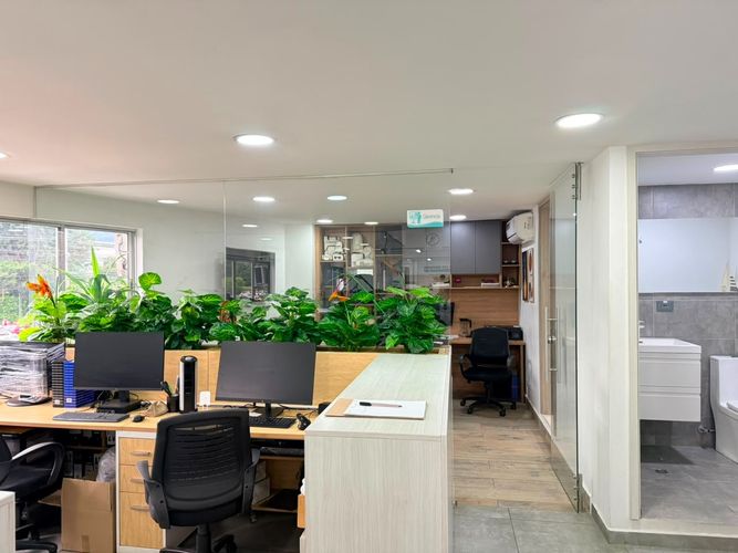 Oficina en arriendo en Cristo Rey, Medellín, 186 m² · foto 2 de 18