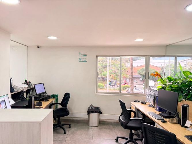 Oficina en arriendo en Cristo Rey, Medellín, 186 m² · foto 5 de 18