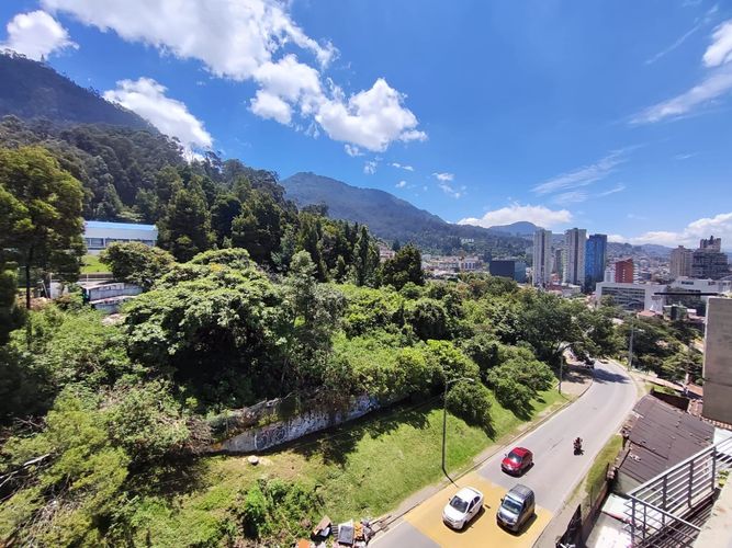 Apartamento de 2 alcobas en venta en Bosque Izquierdo, Bogotá, 69 m² · foto 6 de 24