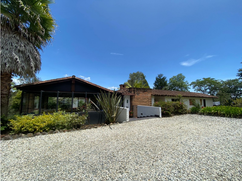 4BR Country House in Aeropuerto (500 m²) for Sale - 3