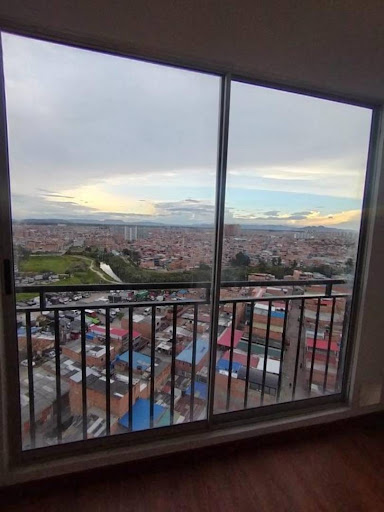 Apartamento en arriendo en Bosa Islandia, Bogotá · foto 2 de 19