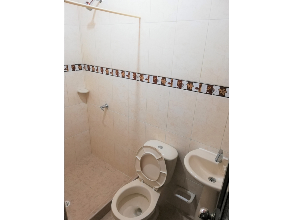 Casa en venta en Quintas Del Bosque, Dosquebradas · foto 6 de 24