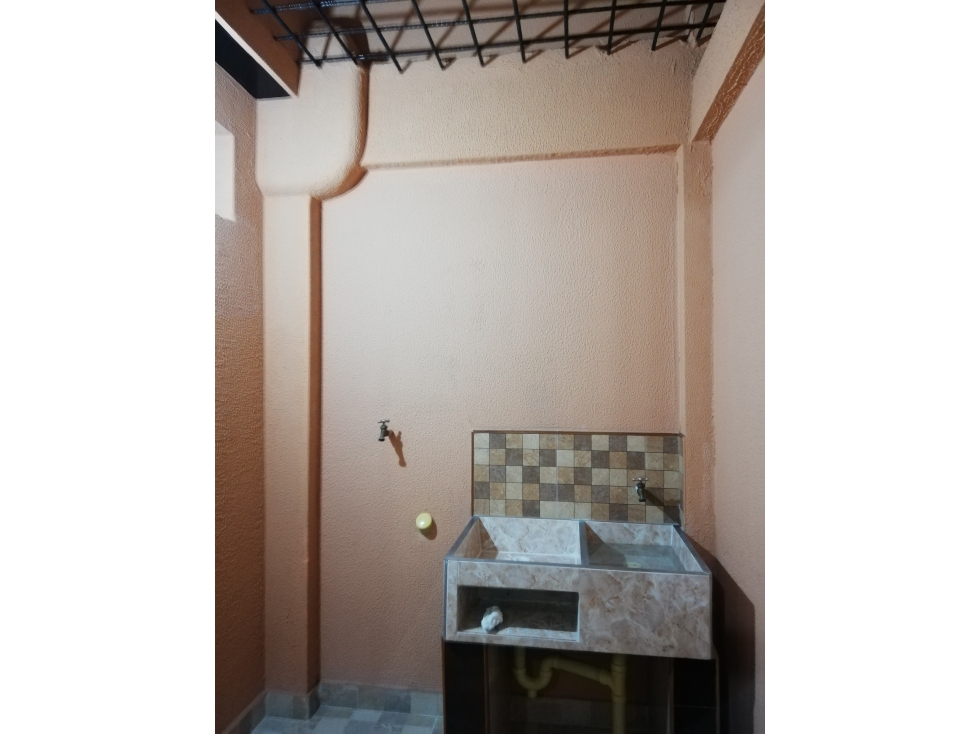 Casa en venta en Quintas Del Bosque, Dosquebradas · foto 8 de 24