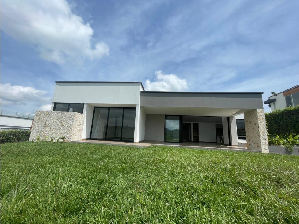 Casa en venta en Condina, Pereira · foto 2 de 16