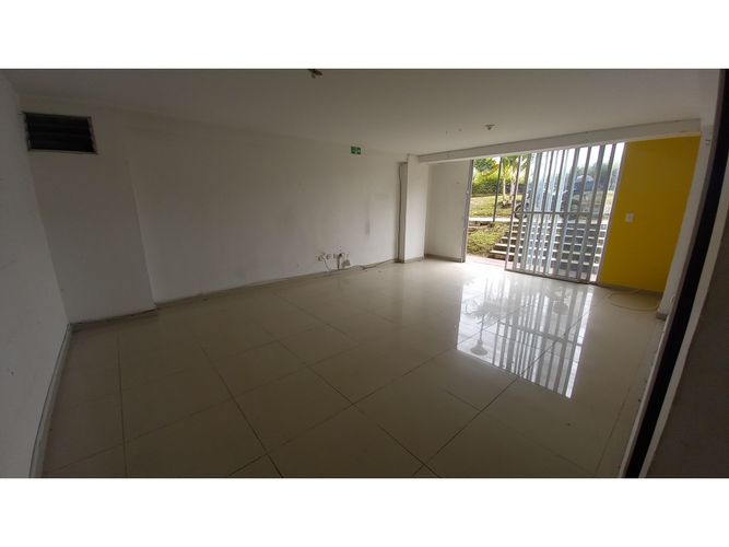 Local en venta en La Macarena, Dosquebradas, 25 m² · foto 3 de 9