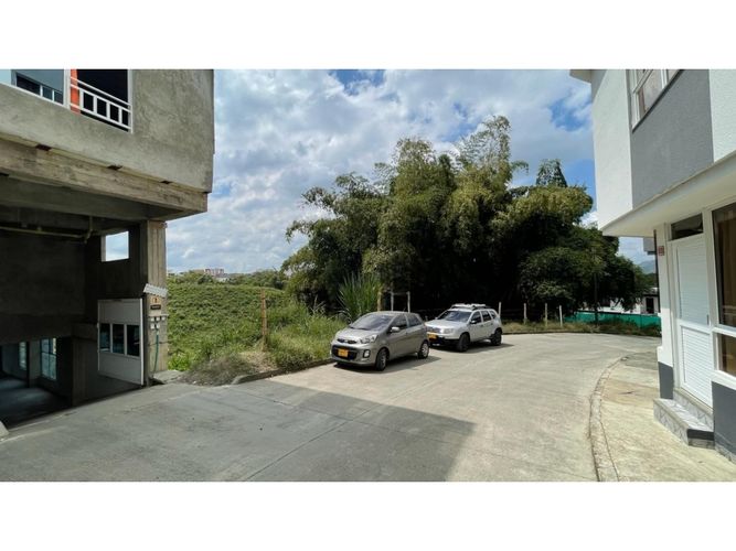 Lote en venta en La Pradera, Dosquebradas, 489 m² · foto 3 de 11