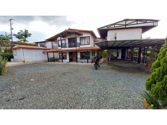 Casa en venta en Tribunas Corcega, Pereira · foto 3 de 24