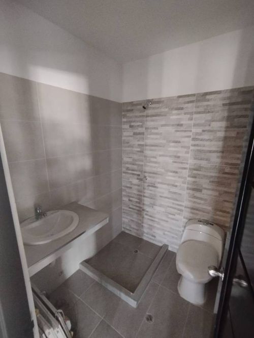 Edificio en arriendo en Alameda, Cali, 1200 m² · foto 20 de 24