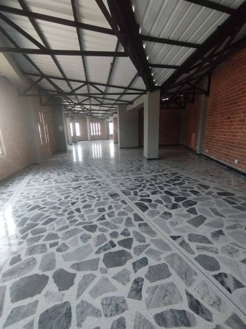 Edificio en arriendo en Alameda, Cali, 1200 m² · foto 21 de 24