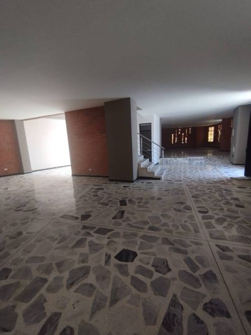 Edificio en arriendo en Alameda, Cali, 1200 m² · foto 24 de 24