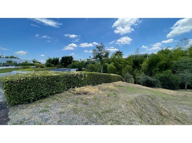 Lote en venta en Cerritos, Pereira, 2546 m² · foto 2 de 24