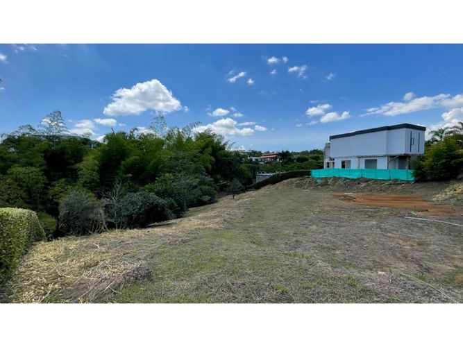 Lote en venta en Cerritos, Pereira, 2546 m² · foto 5 de 24