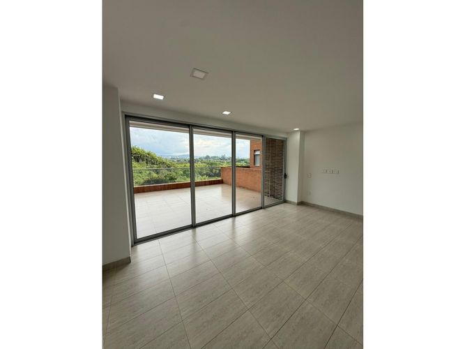 Apartamento de 2 alcobas en venta en Cerritos, Pereira, 102 m² · foto 7 de 24