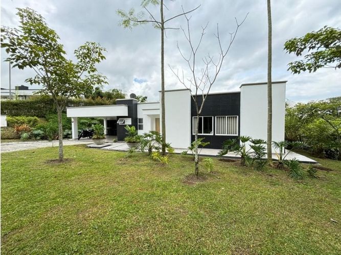Casa en venta en Condina, Pereira, 300 m² · foto 4 de 24