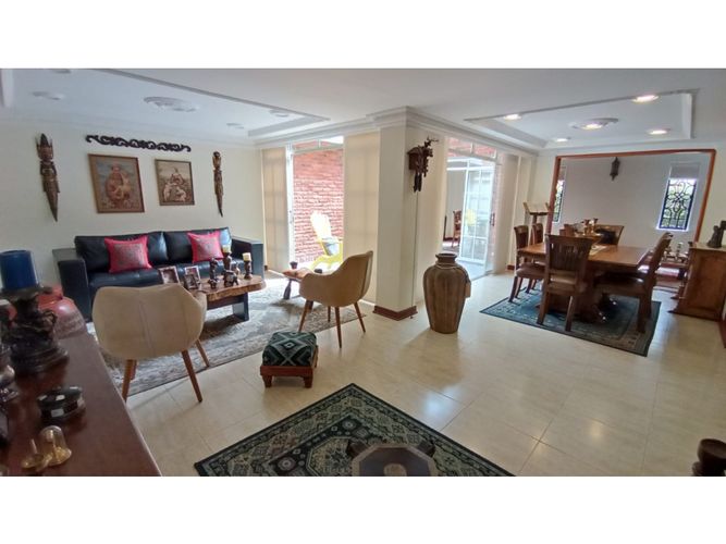 Casa de 3 alcobas en venta en Pinares, Pereira, 250 m² · foto 6 de 24