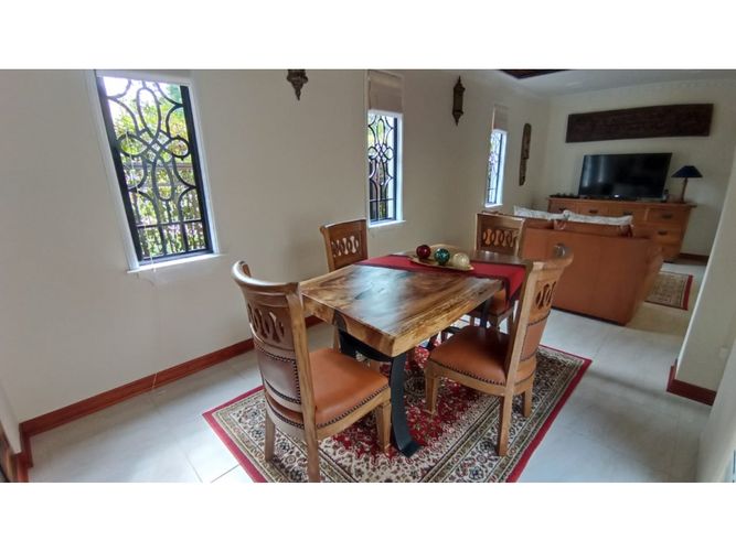 Casa de 3 alcobas en venta en Pinares, Pereira, 250 m² · foto 10 de 24