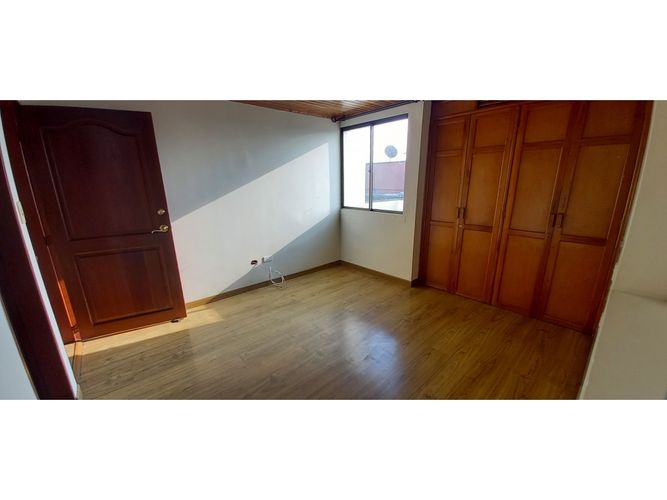 Apartamento de 3 alcobas en venta en Remigio Antonio Canarte, Pereira, 100 m² · foto 10 de 22