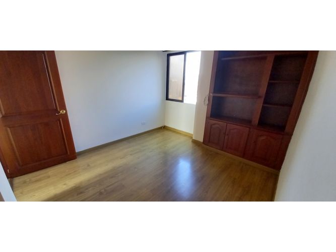 Apartamento de 3 alcobas en venta en Remigio Antonio Canarte, Pereira, 100 m² · foto 11 de 22