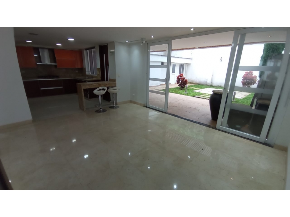 Casa en venta en Pinares, Pereira · foto 9 de 24