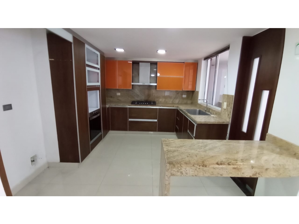 Casa en venta en Pinares, Pereira · foto 10 de 24