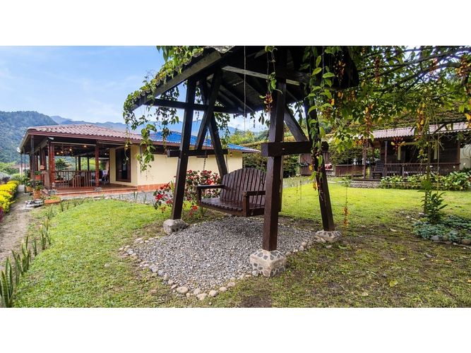 Finca en venta en La Florida, Pereira, 250 m² · foto 3 de 24